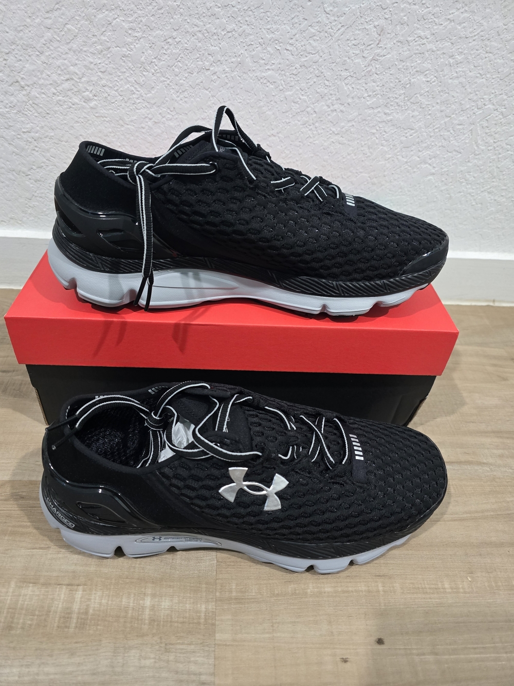Under Armour Speedform Gemini Men’s Black Running Sneakers.10M/ 11W